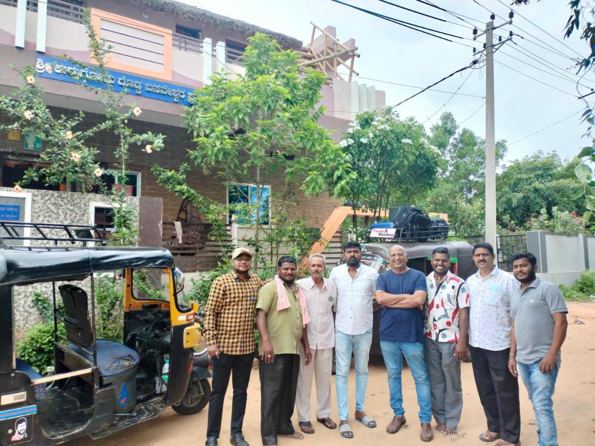 Prajwal Home Stay Hampi Bagian luar foto
