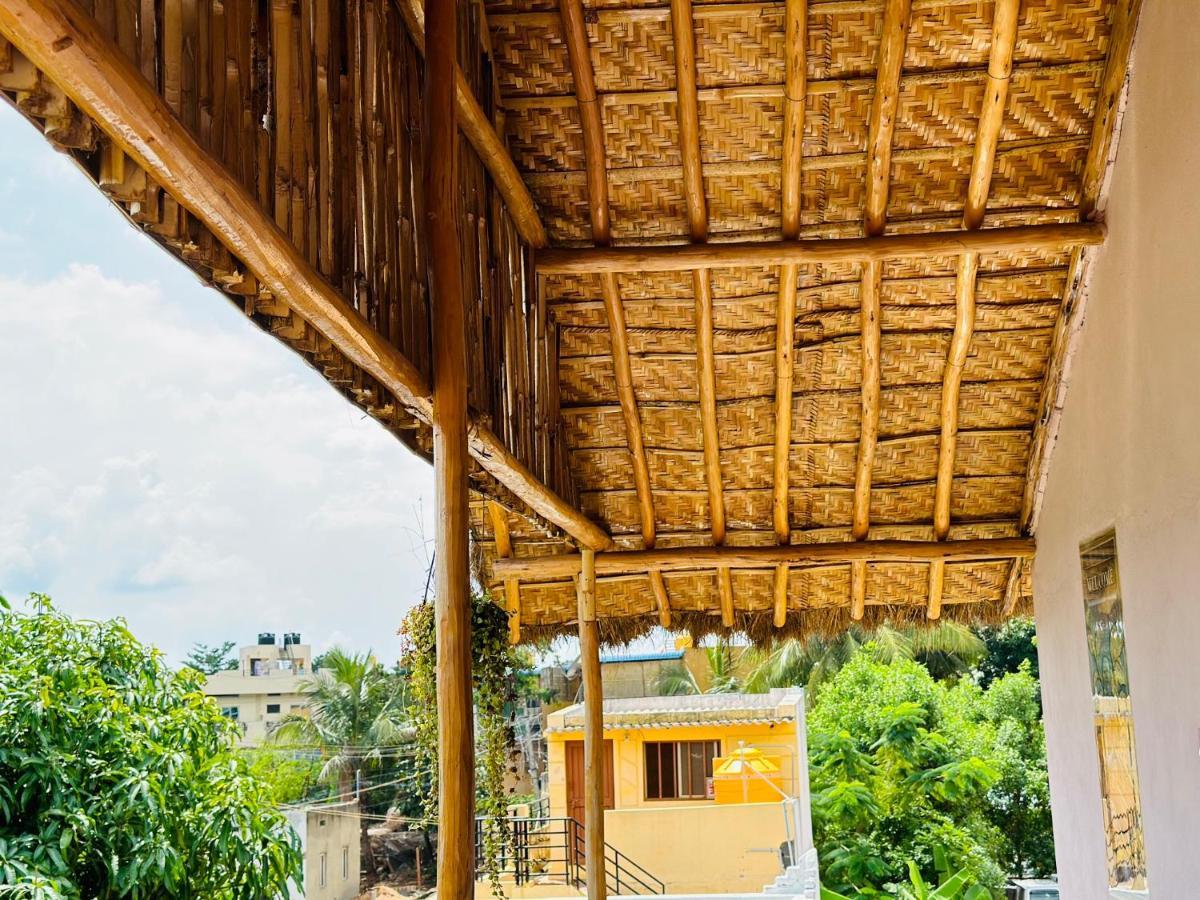 Prajwal Home Stay Hampi Bagian luar foto