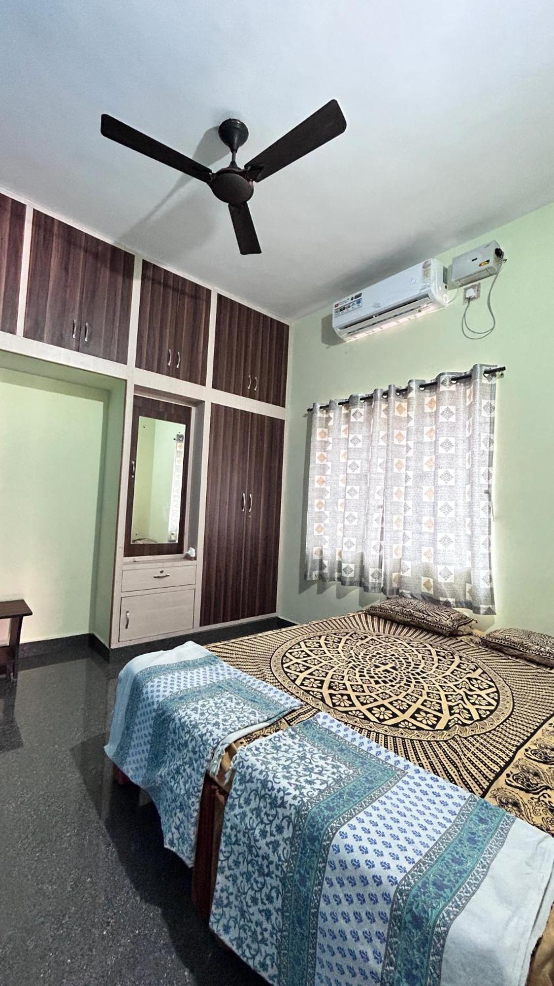Prajwal Home Stay Hampi Ruang foto